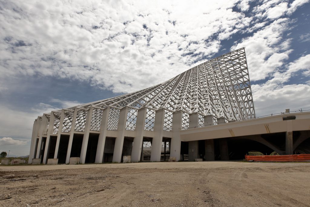 Dettaglio della copertura zona piscine della vela di Calatrava